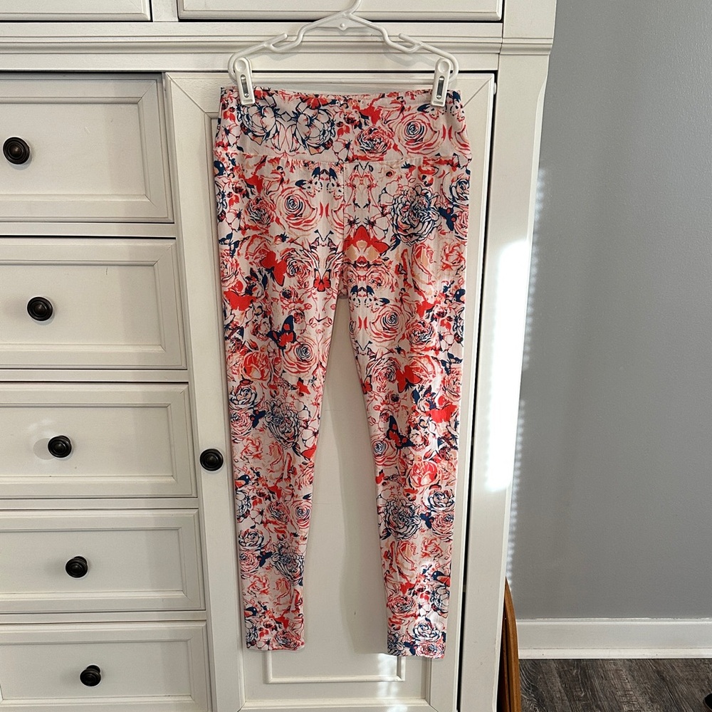 LuLaRoe Red and Blue Floral Leggings